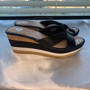 Cute Alexina Yellow Box wedge sandals. Size: 10